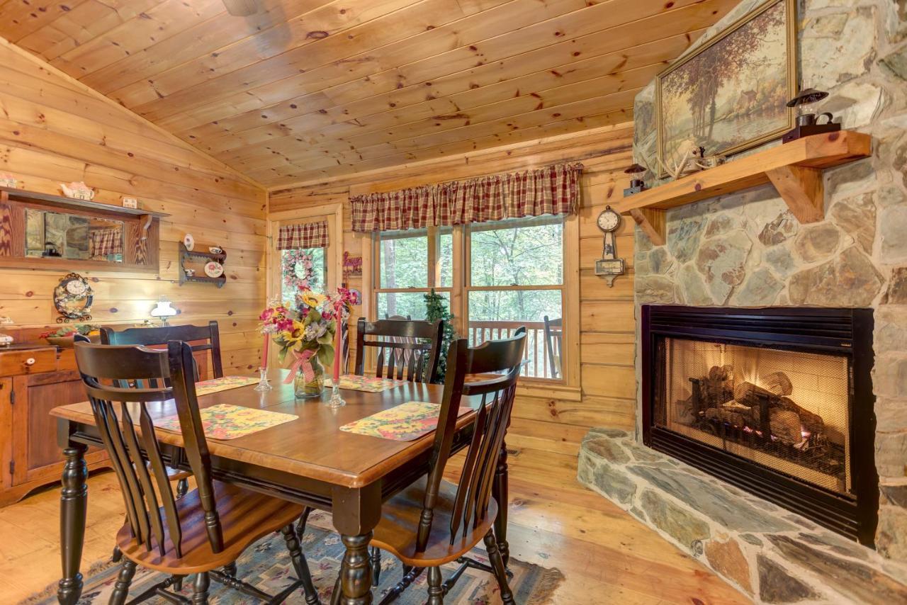 Lazy Bear Den - 2 Bed 1 Bath Vacation Home In Блу-Ридж Экстерьер фото