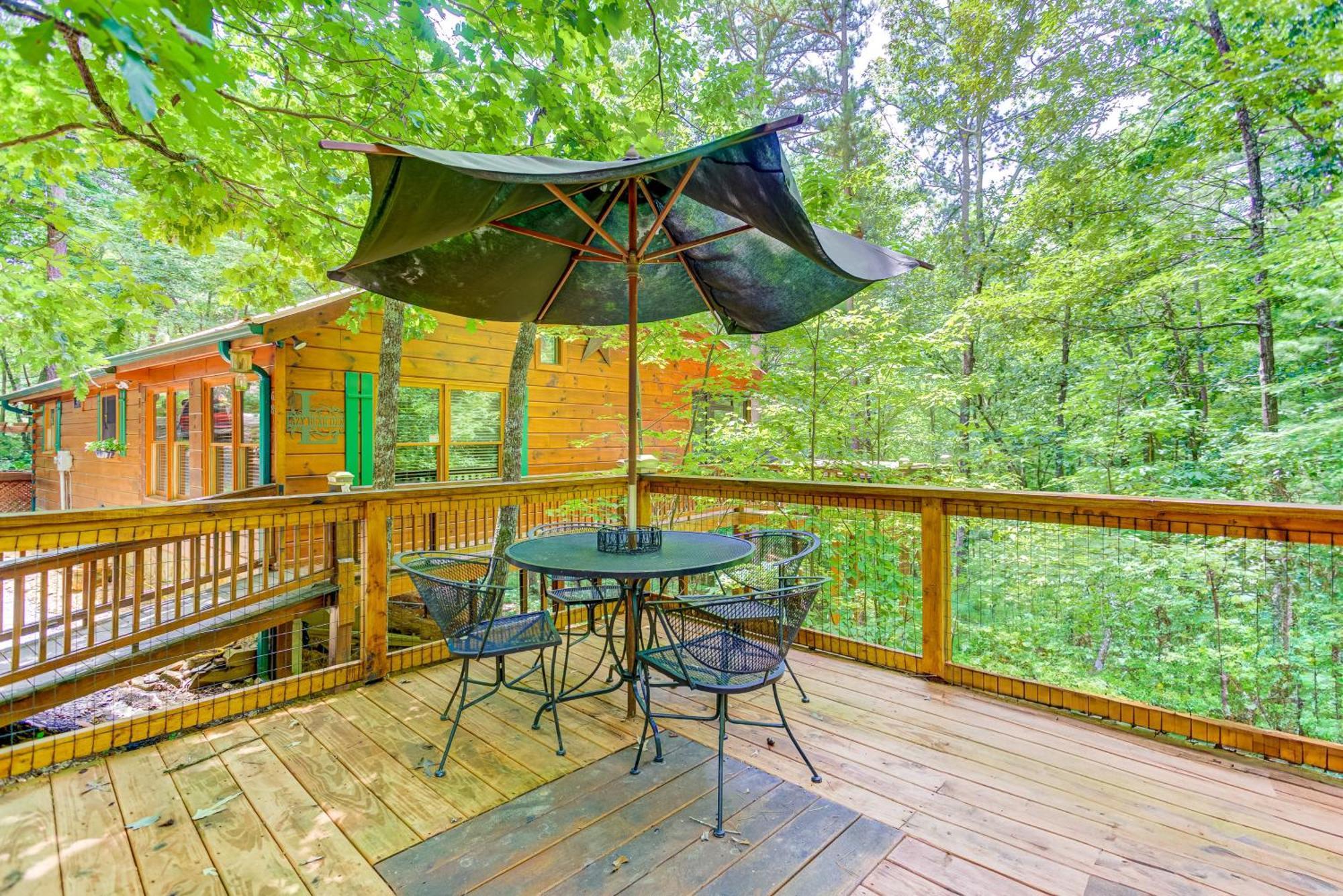 Lazy Bear Den - 2 Bed 1 Bath Vacation Home In Блу-Ридж Экстерьер фото